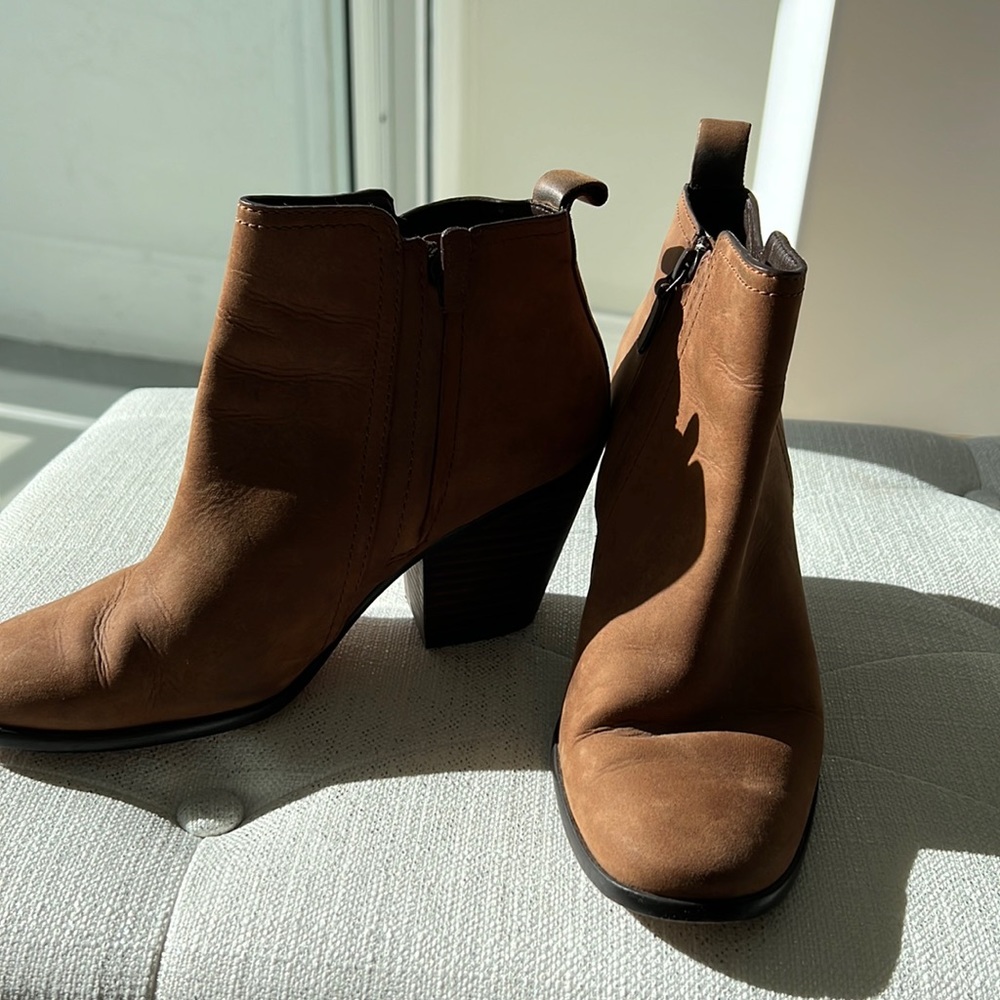 Cole Haan brown suede ankle boot size 7